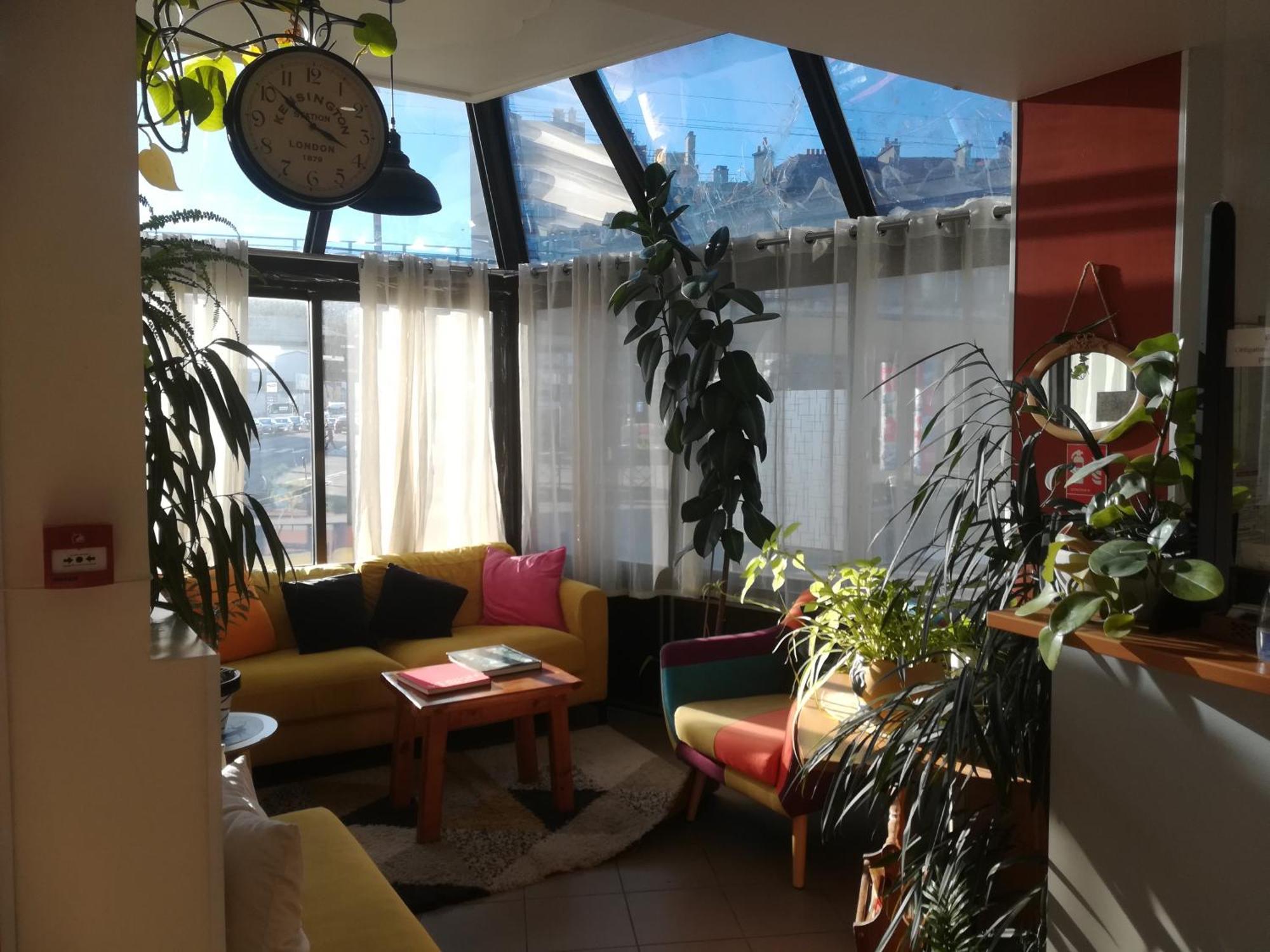 Hôtel Vauban Livry-Gargan Buitenkant foto